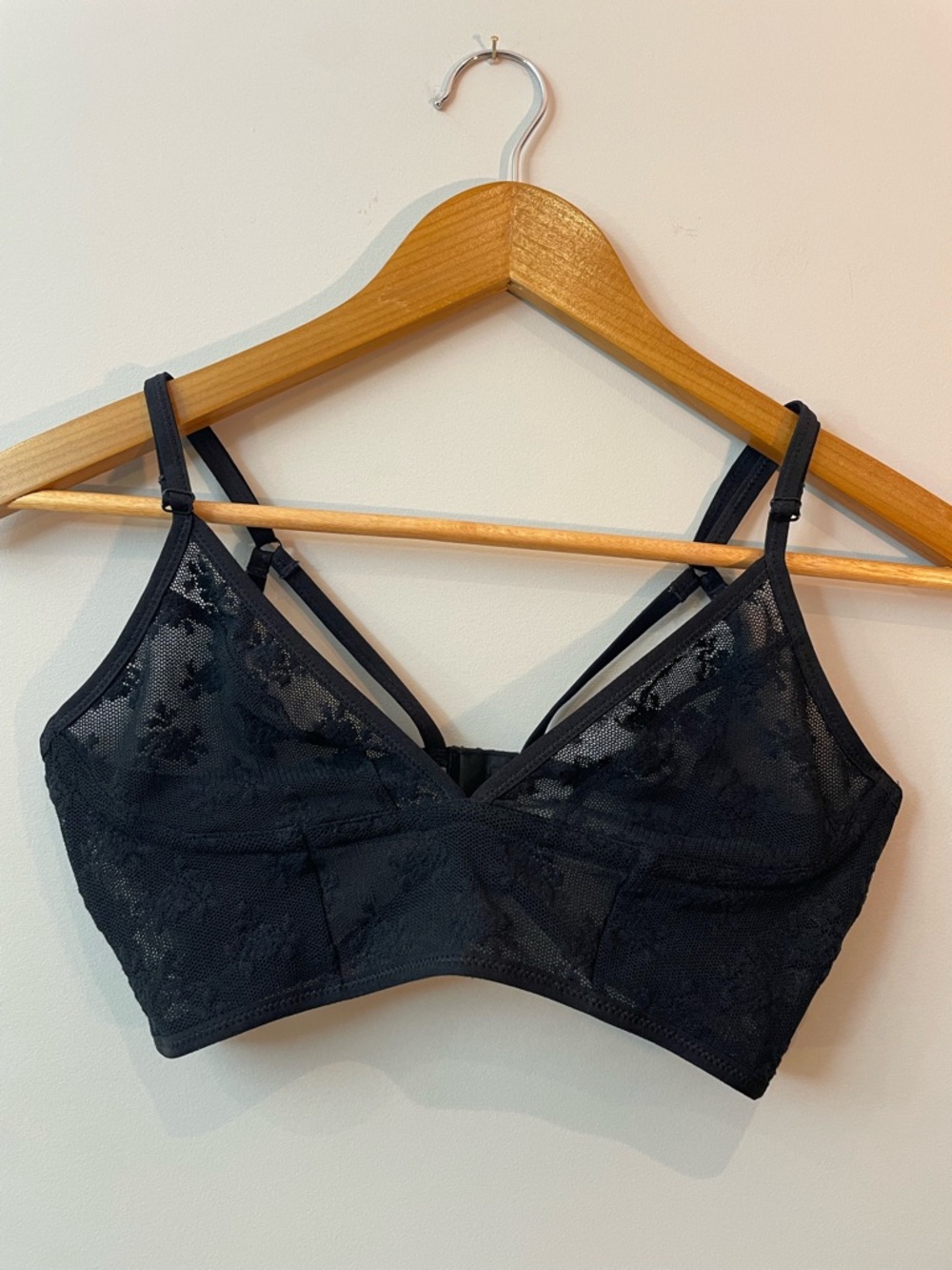 FREE PEOPLE Black Lace Bralette (34B)